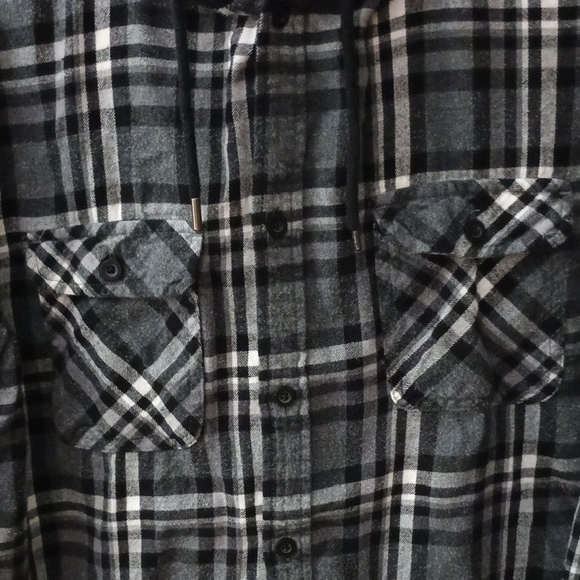 No Boundaries Monochrome Plaid Hoodie - Picture 3 of 7